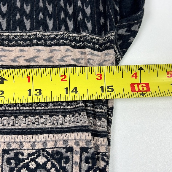 Lucky Brand Sleeveless Black Graphic Top - Picture 5 of 7